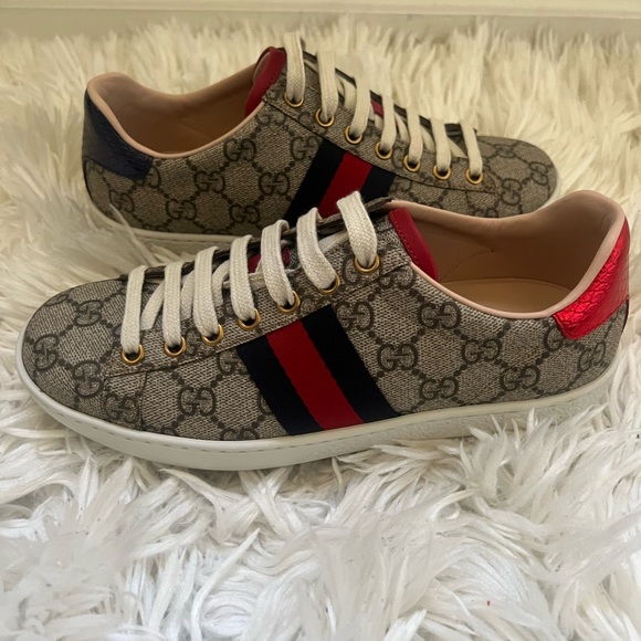 Gucci Ace Sneakers 🎁 - Picture 3 of 6